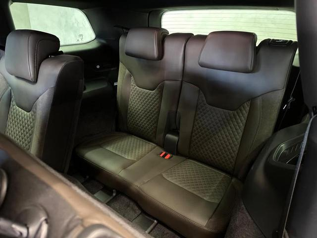 Foto do veículo JEEP COMMANDER  OVERLAND TD380 4X4 TURBO DIESEL 2023 26.610 KM 219.900,00