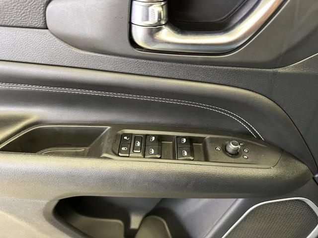 Foto do veículo JEEP COMPASS  LONGITUDE T270 TURBO FLEX AUT. 2023 14.066 KM 149.900,00