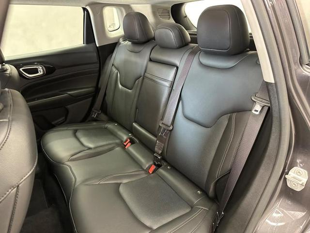 Foto do veículo JEEP COMPASS  LIMITED T270 1.3 TB 4X2 FLEX AUT 2023 19.551 KM 162.900,00