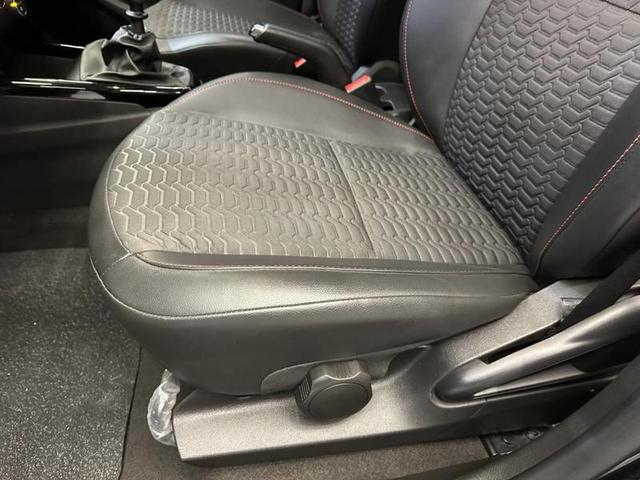 Foto do veículo CHEVROLET ONIX  1. 4MT LTZ 2017 36.028 KM 64.900,00