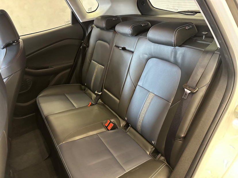 Foto do veículo CHEVROLET TRACKER  PREMIER 1.0 TURBO 12V FLEX AUT 2023 28.529 KM 118.900,00