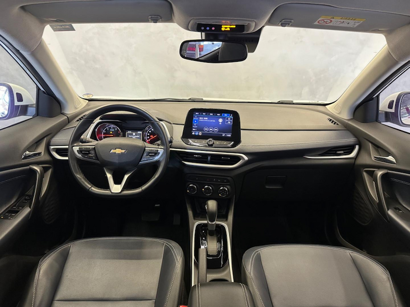 Foto do veículo CHEVROLET TRACKER  PREMIER 1.0 TURBO 12V FLEX AUT 2023 28.529 KM 118.900,00