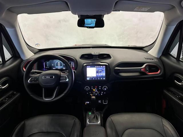 Foto do veículo JEEP RENEGADE  TH T270 4X4 2022 21.604 KM 132.900,00