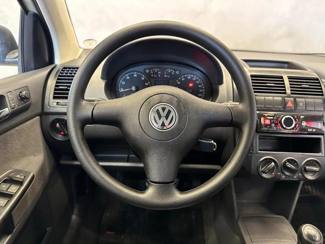 Foto do veículo VOLKSWAGEN POLO  1.6 2008 103.232 KM 36.900,00