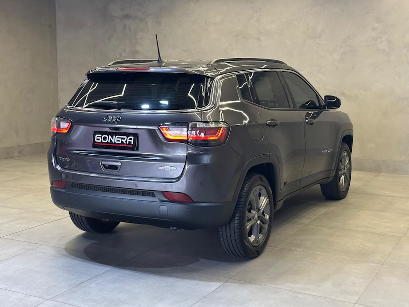 Foto do veículo JEEP COMPASS  LONG. T270 1.3 TB 4X2 FLEX AUT. 2022 51.375 KM 124.900,00