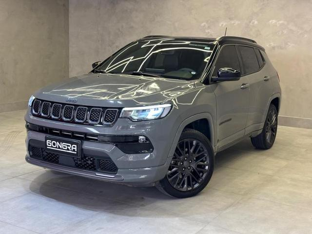 Foto do veículo JEEP COMPASS  SERIE S TF 2023 20.309 KM 184.900,00
