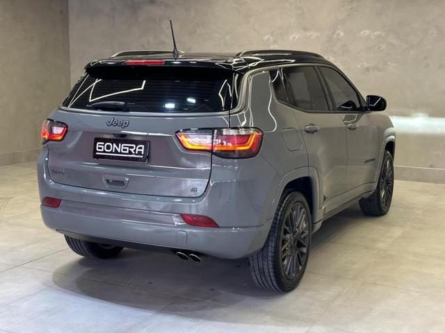 Foto do veículo JEEP COMPASS  SERIE S TF 2023 20.309 KM 184.900,00