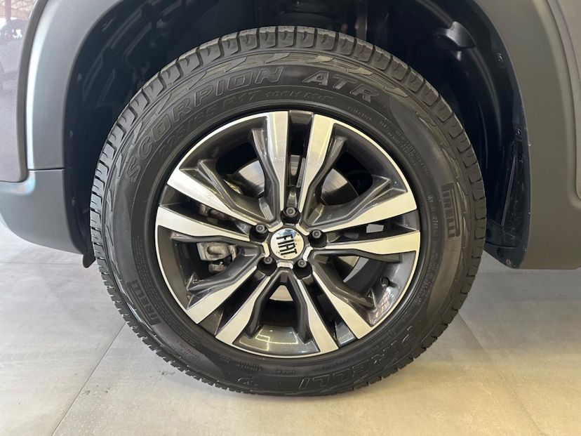 Foto do veículo FIAT TORO  2.0 16V TURBO DIESEL FREEDOM 4WD AT9 2023 17.408 KM 139.900,00
