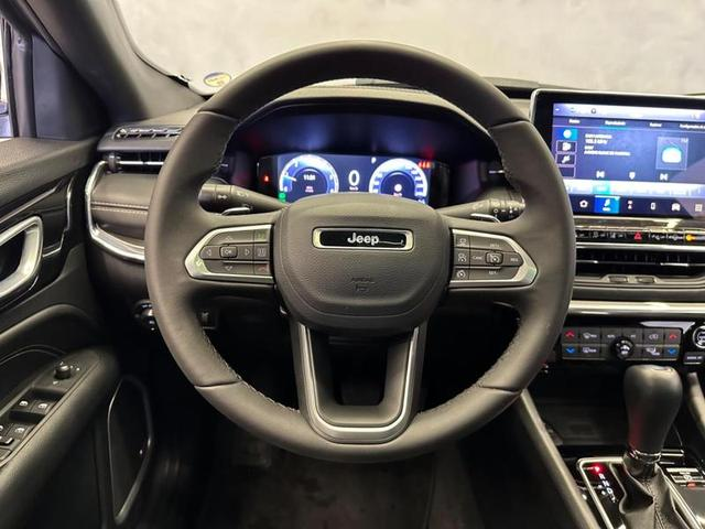 Foto do veículo JEEP COMPASS  S T270 1.3 TB 4X2 FLEX AUT. 2023 24.900 KM 183.900,00