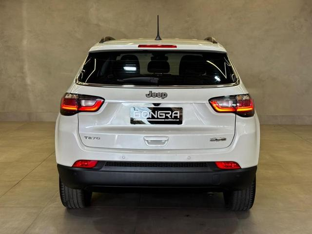 Foto do veículo JEEP COMPASS  LONG TF 2022 29.381 KM 138.900,00