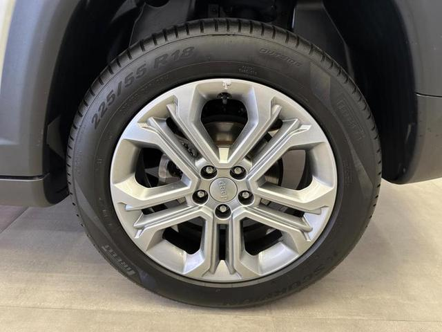 Foto do veículo JEEP COMPASS  LONG TF 2022 29.381 KM 138.900,00