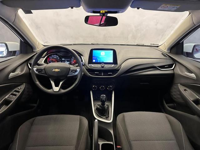 Foto do veículo CHEVROLET ONIX  10MT LT1 2023 30.275 KM 72.900,00