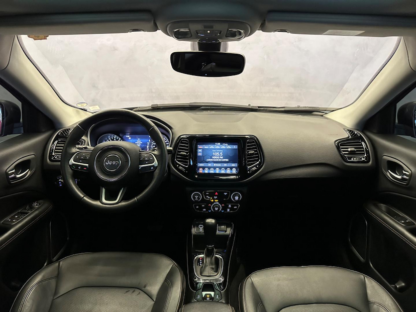 Foto do veículo JEEP COMPASS  LIMITED 2.0 4X2 FLEX 16V AUT 2020 75.225 KM 115.900,00