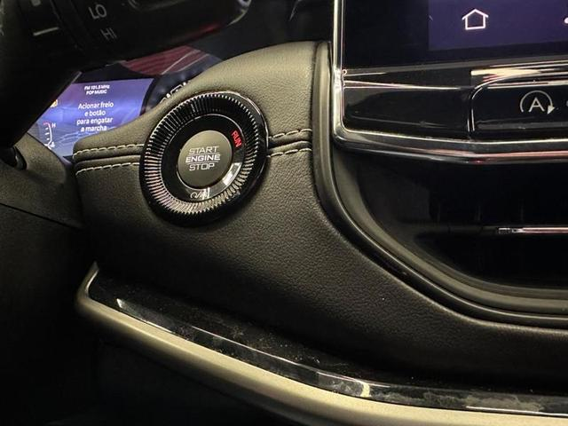 Foto do veículo JEEP COMPASS  LONG TF 2022 49.666 KM 136.900,00
