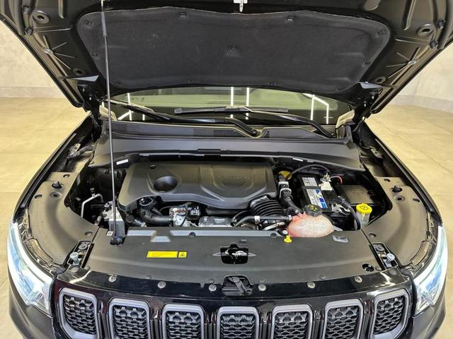 Foto do veículo JEEP COMPASS  LONG TF 2022 49.666 KM 136.900,00