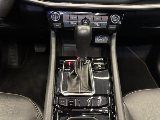 Foto do veículo JEEP COMPASS  LONG TF 2022 32.343 KM 144.900,00