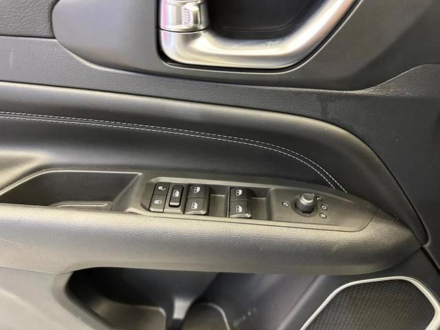 Foto do veículo JEEP COMPASS  LONG TF 2023 23.280 KM 147.900,00