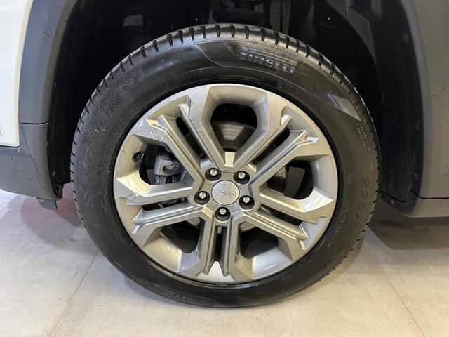 Foto do veículo JEEP COMPASS  LONG TF 2023 23.280 KM 147.900,00