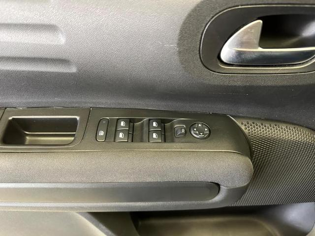 Foto do veículo CITROËN C4 CACTUS  1.6 THP SHINE PACK 2019 82.210 KM 78.900,00