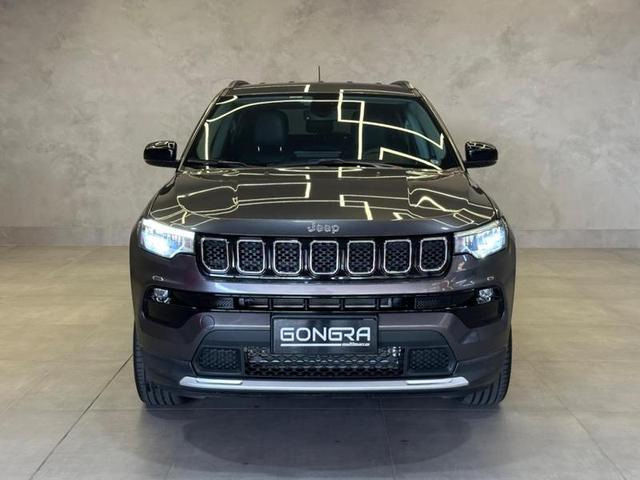 Foto do veículo JEEP COMPASS  LONG TF 2022 36.339 KM 135.900,00