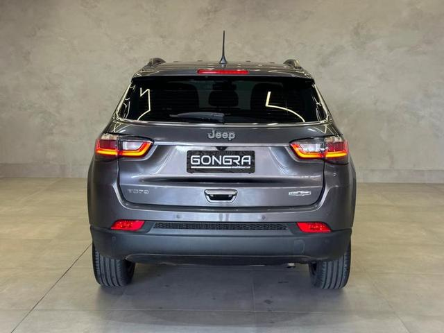 Foto do veículo JEEP COMPASS  LONG TF 2022 36.339 KM 135.900,00