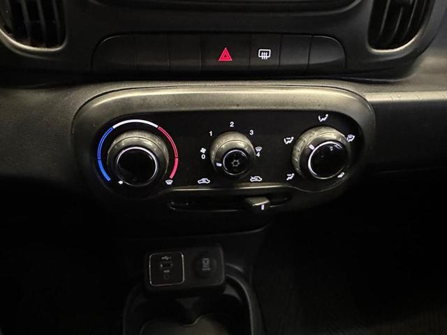 Foto do veículo FIAT MOBI  TREKKING 1.0 FLEX 5P 2022 27.105 KM 59.900,00