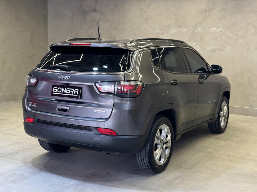 Foto do veículo JEEP COMPASS  LONG TF 2022 37.488 KM 132.900,00