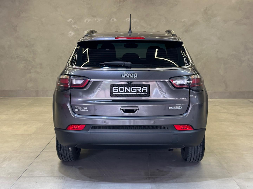 Foto do veículo JEEP COMPASS  LONG TF 2022 37.488 KM 132.900,00