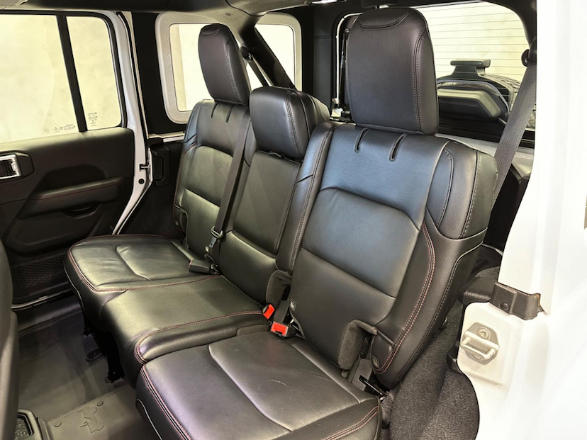 Foto do veículo JEEP WRANGLER  RUBICON 2.0 TURBO 4X4 4P AUT. 2022 13.100 KM 419.900,00