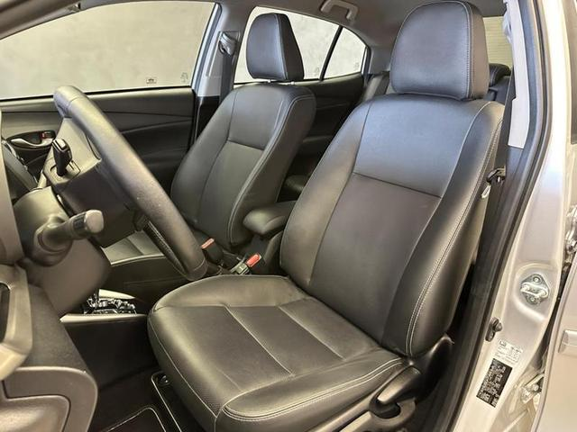 Foto do veículo TOYOTA YARIS  XS SEDAN 1.5 FLEX 16V 4P AUT 2022 36.823 KM 89.900,00