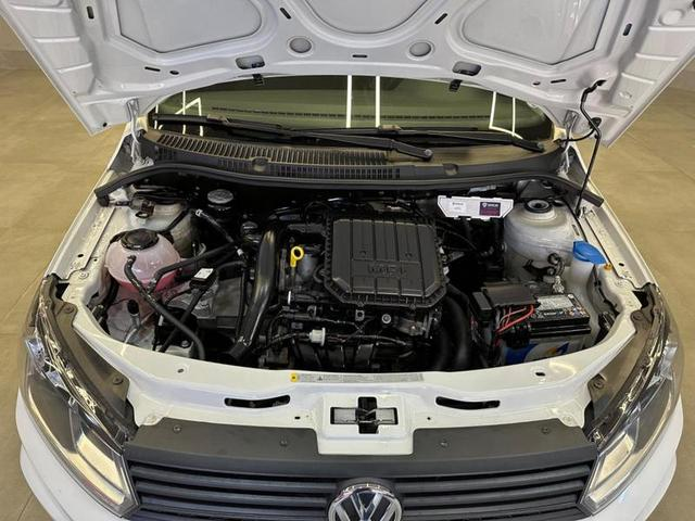 Foto do veículo VOLKSWAGEN VOYAGE  1.0 12V MPI TOTALFLEX 4P MANUAL 2023 43.577 KM 55.900,00