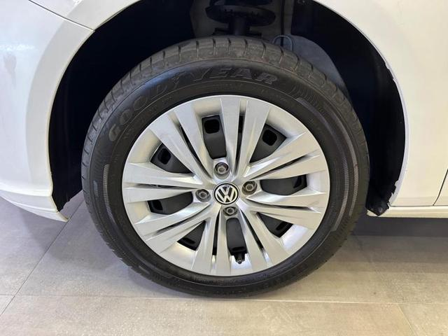 Foto do veículo VOLKSWAGEN VOYAGE  1.0 12V MPI TOTALFLEX 4P MANUAL 2023 45.083 KM 55.900,00