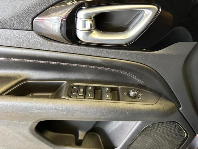 Foto do veículo JEEP COMPASS  LIMITED TF 2022 2.725 KM 152.900,00