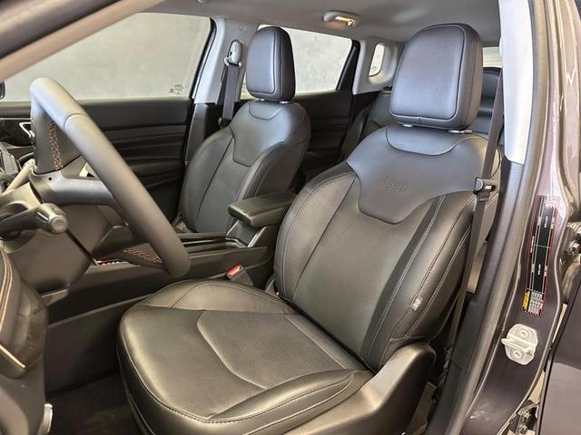 Foto do veículo JEEP COMPASS  LIMITED TF 2022 2.725 KM 152.900,00