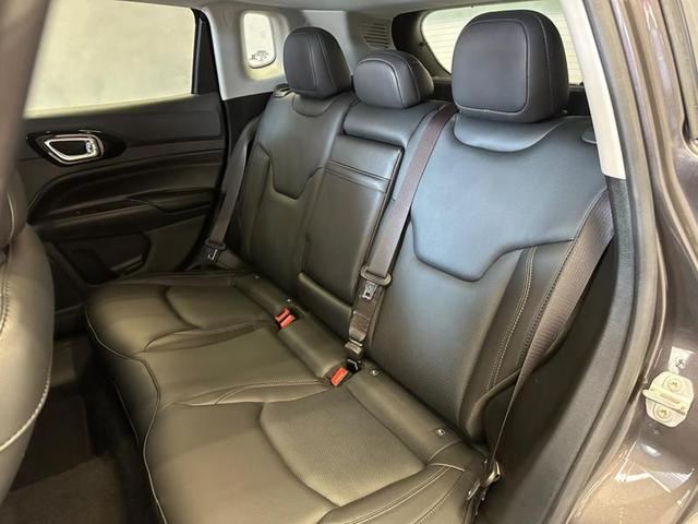 Foto do veículo JEEP COMPASS  LIMITED TF 2022 2.725 KM 152.900,00