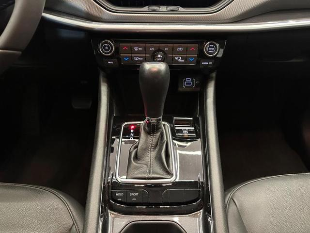 Foto do veículo JEEP COMPASS  LONG TF 2022 40.655 KM 131.900,00