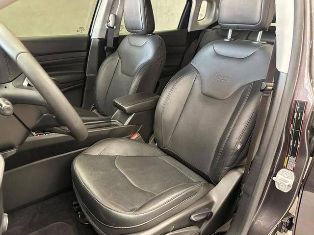 Foto do veículo JEEP COMPASS  LONG TF 2022 40.655 KM 131.900,00