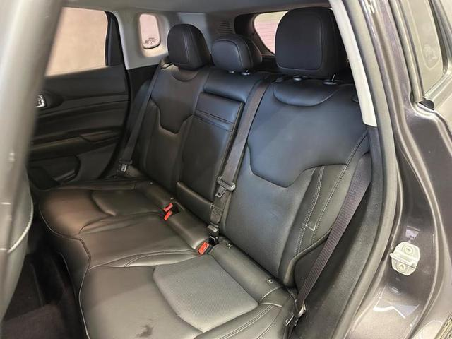 Foto do veículo JEEP COMPASS  LONG TF 2022 38.737 KM 133.900,00