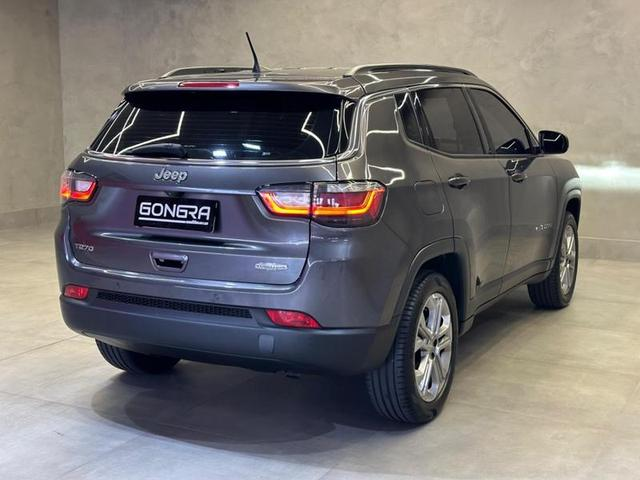Foto do veículo JEEP COMPASS  LONG TF 2022 38.737 KM 133.900,00