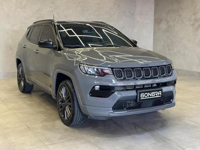 Foto do veículo JEEP COMPASS  SERIE S TF 2023 5.000 KM 189.900,00