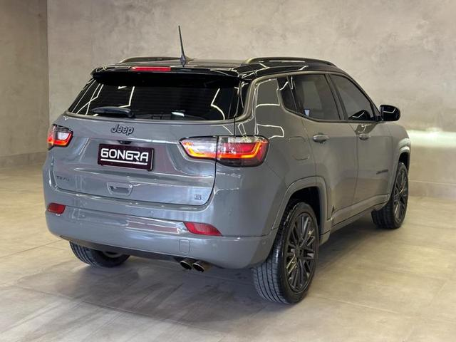 Foto do veículo JEEP COMPASS  SERIE S TF 2023 5.000 KM 189.900,00