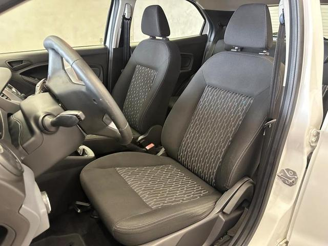 Foto do veículo FORD KA  1.0 SE 12V FLEX 4P MANUAL 2015 98.754 KM 39.900,00
