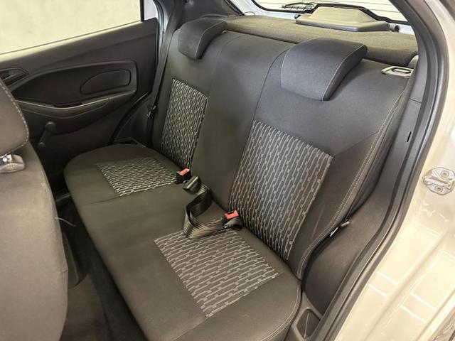 Foto do veículo FORD KA  1.0 SE 12V FLEX 4P MANUAL 2015 98.754 KM 39.900,00
