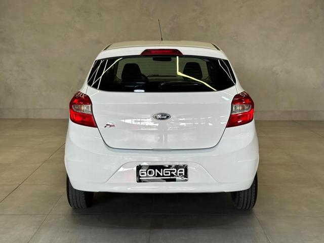 Foto do veículo FORD KA  1.0 SE 12V FLEX 4P MANUAL 2015 98.754 KM 39.900,00