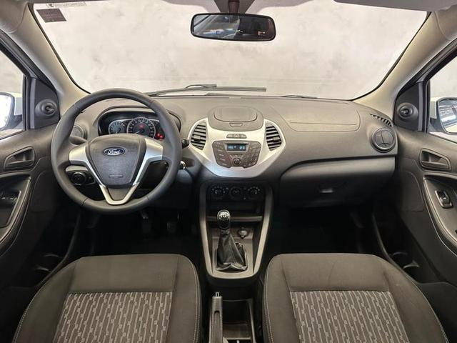 Foto do veículo FORD KA  1.0 SE 12V FLEX 4P MANUAL 2015 98.754 KM 39.900,00