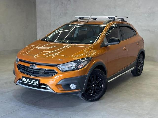 Foto do veículo CHEVROLET ONIX  1.4 MT ACT 2019 67.051 KM 64.900,00