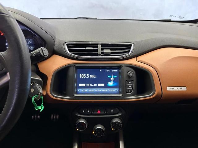 Foto do veículo CHEVROLET ONIX  1.4 MT ACT 2019 67.051 KM 64.900,00