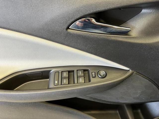 Foto do veículo CHEVROLET ONIX  1.0 TAT PR2 2020 15.300 KM 85.900,00