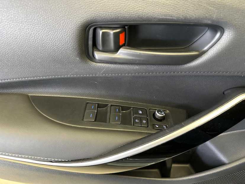 Foto do veículo TOYOTA COROLLA  XEI 20 2021 46.195 KM 124.900,00