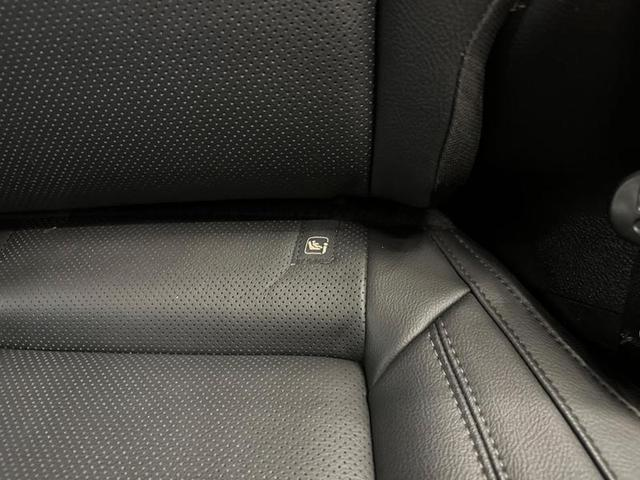 Foto do veículo JEEP COMPASS  LONG TF 2022 9.449 KM 138.900,00